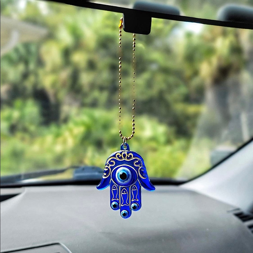 Cute keychain 🧿 🪬